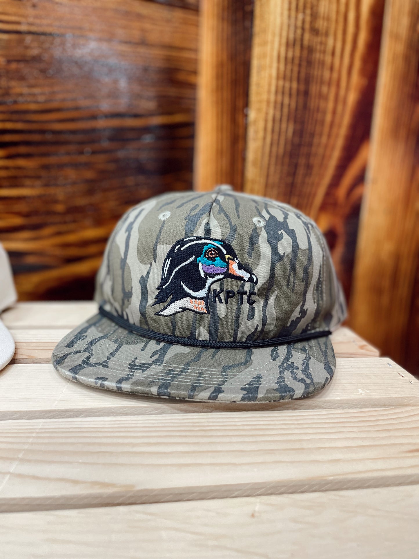 KNOTTED PINE Hats