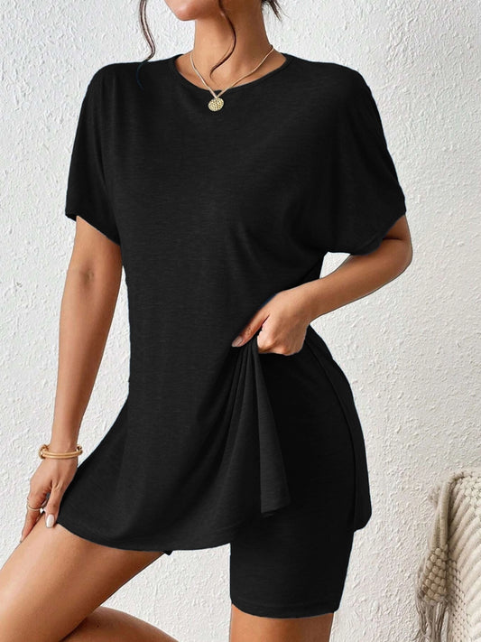 Cutout T-shirt/shorts set
