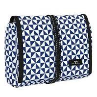 SCOUT Beauty Burrito Hanging Toiletry Bag