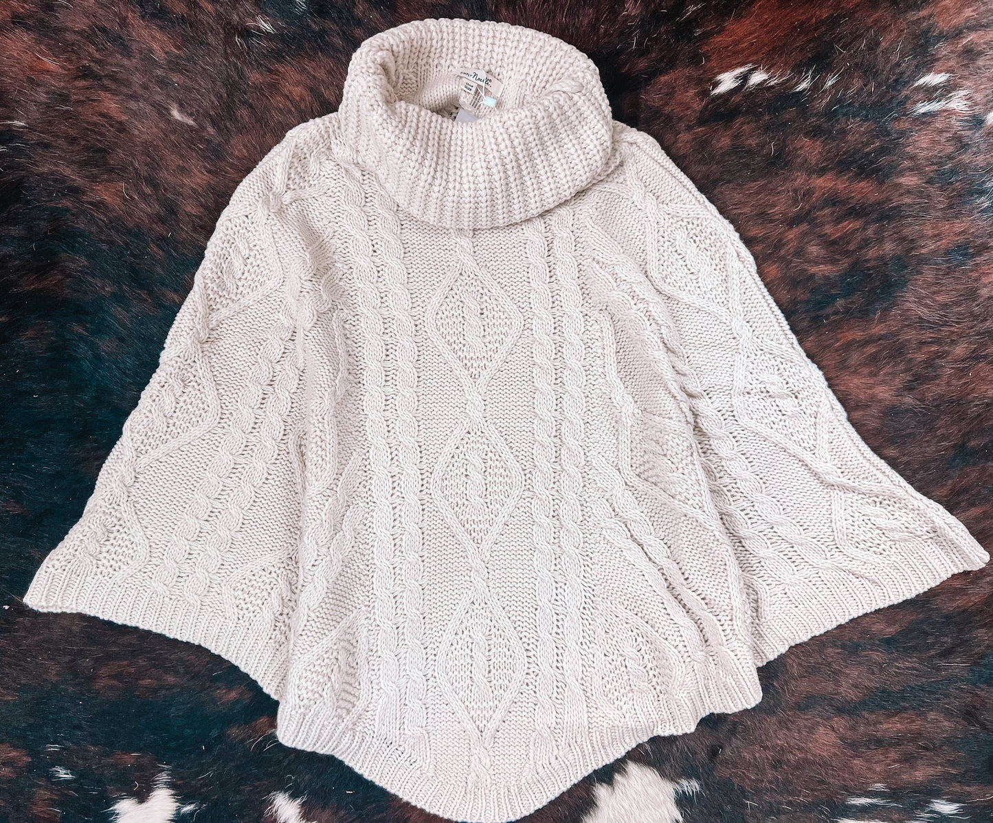 GANZ Bonfire Poncho