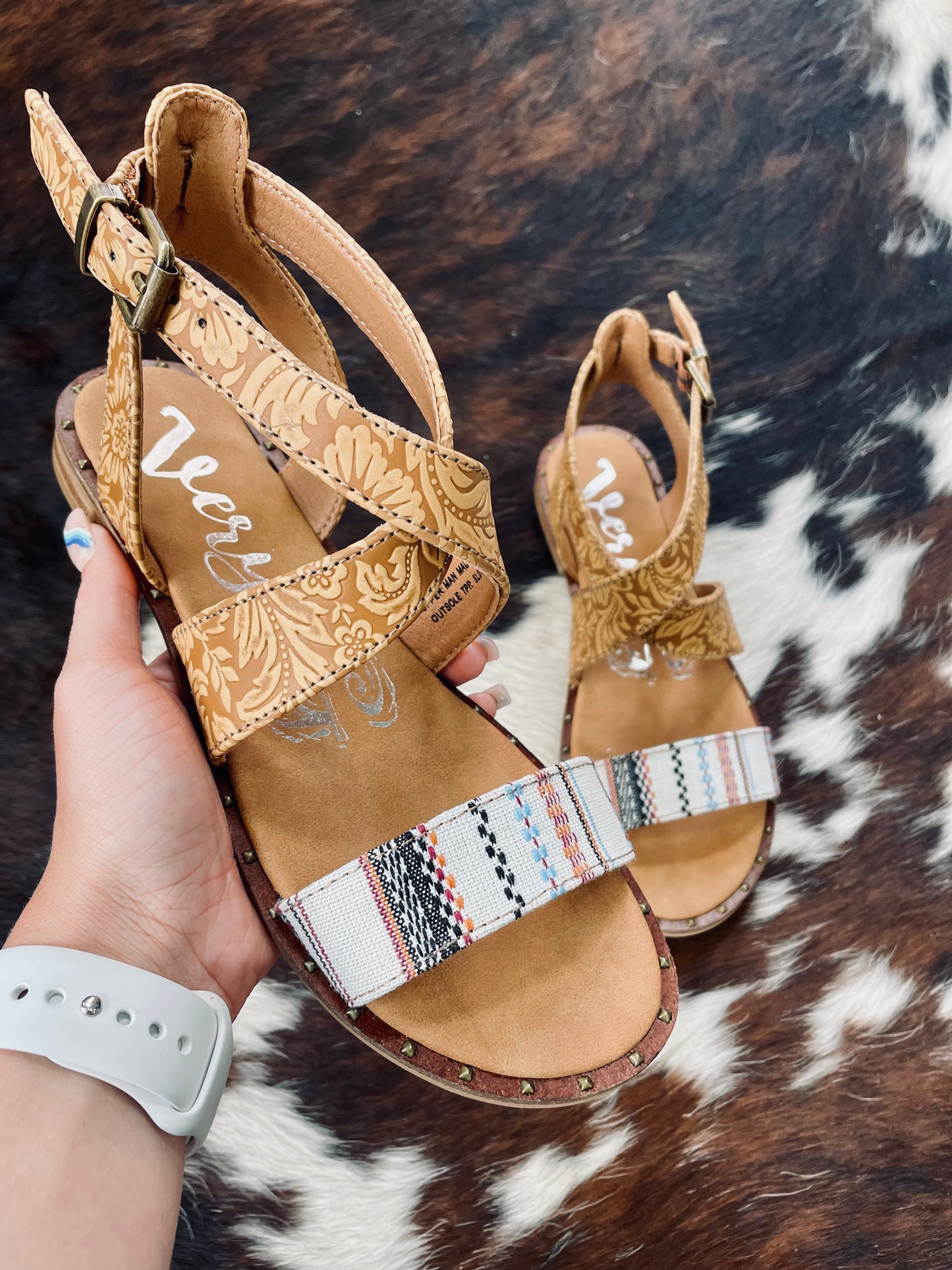 VERY G Western Sandals (Karma)