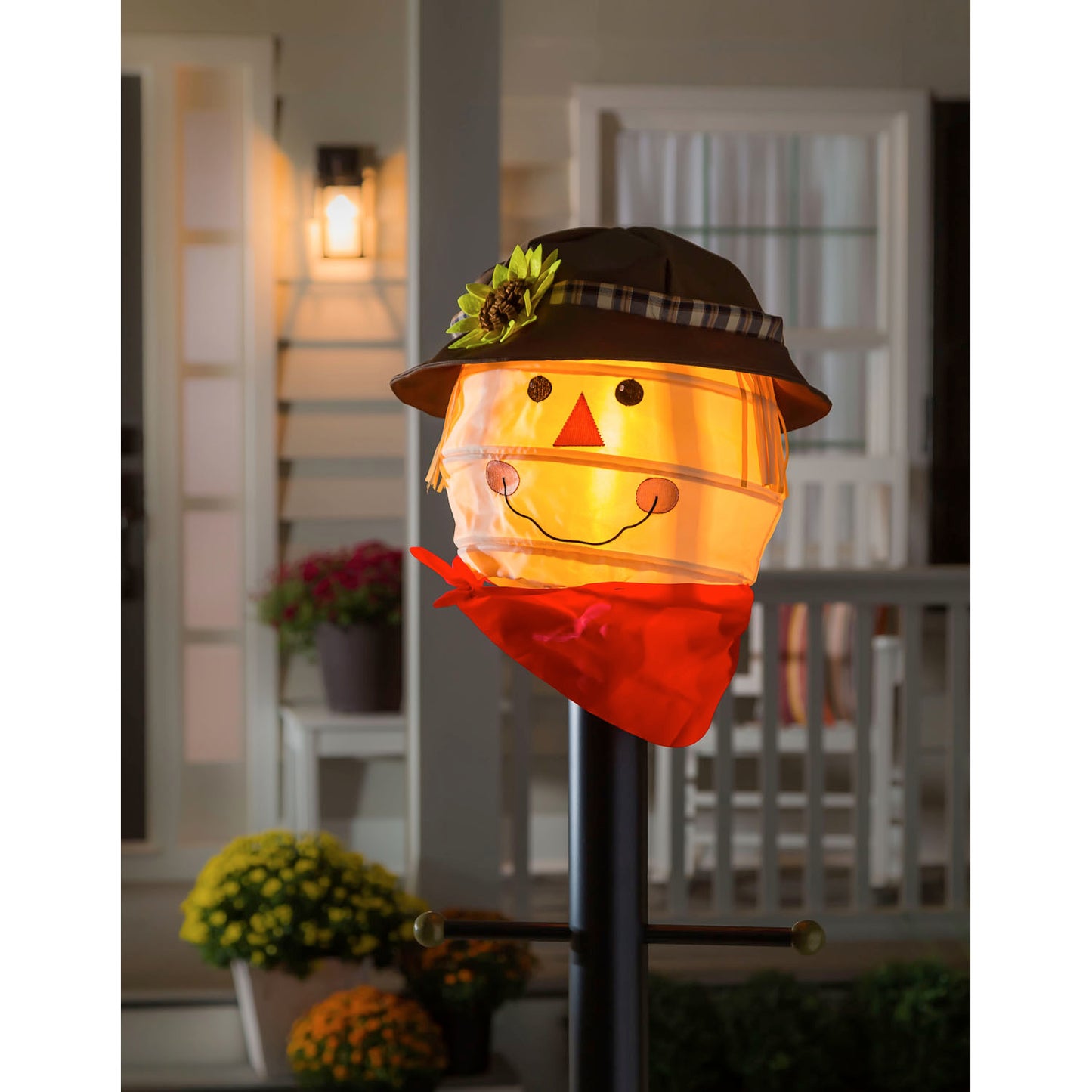 Lamp Post Buddy (Scarecrow)