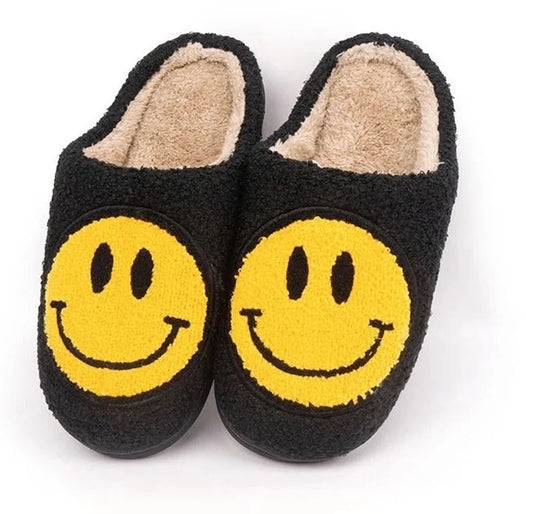 UCOM Black/Y Smiley Face Slippers 8-9.5