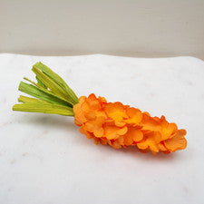 Easter Carrot 8.25"